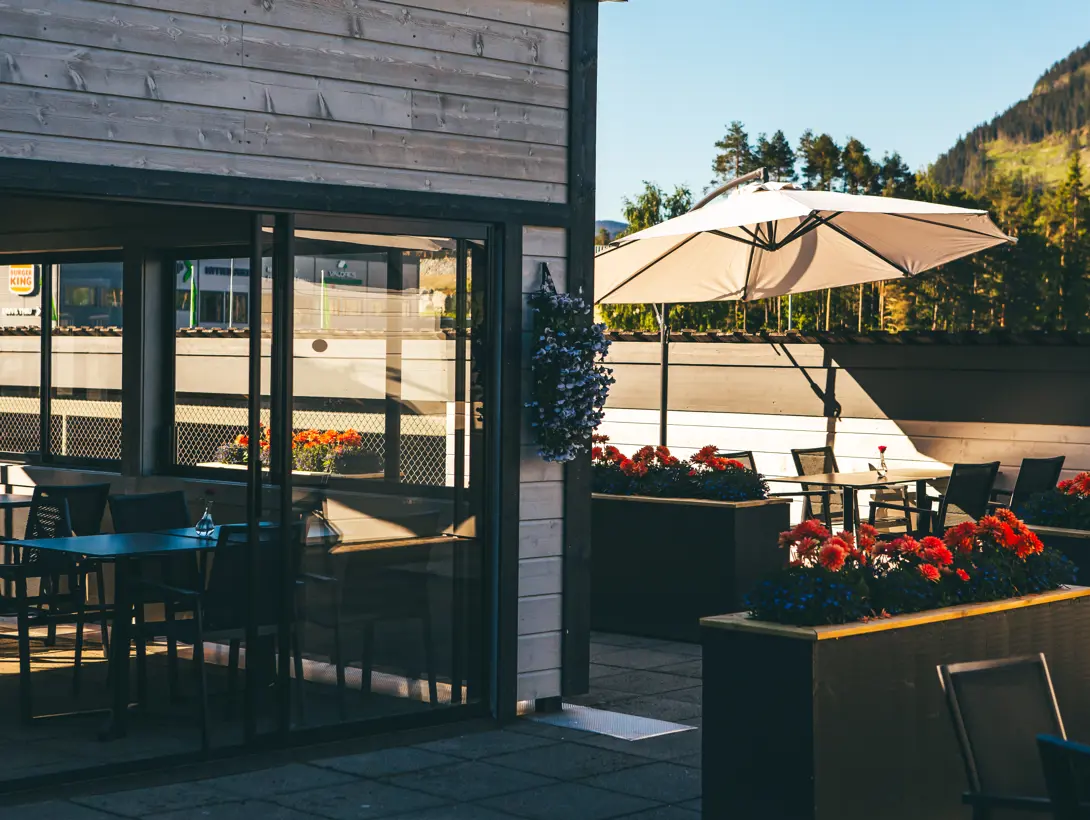 kafe-heimatt-uteservering-1.jpg